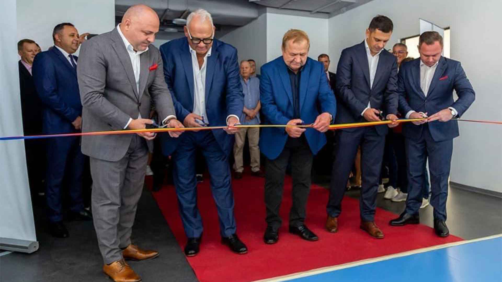UWW Präsident Nenad Lalović eröffnet Ringerhalle in Bukarest